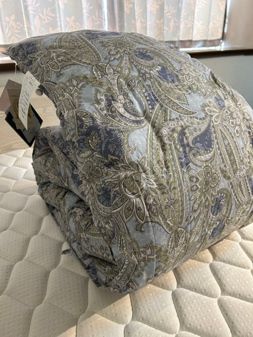 年内発送可能　新品ふとん　サイクルダウン増量1.3kgシングル抗菌仕立て