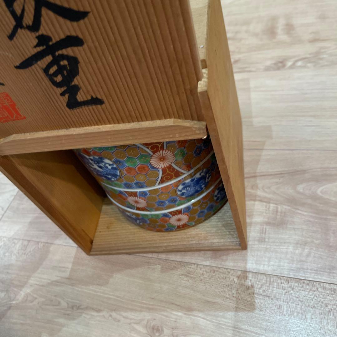 (60s)前畑　庫山窯 金彩亀甲獅子牡丹　三段重 蓋付き重ね鉢 陶器の重箱