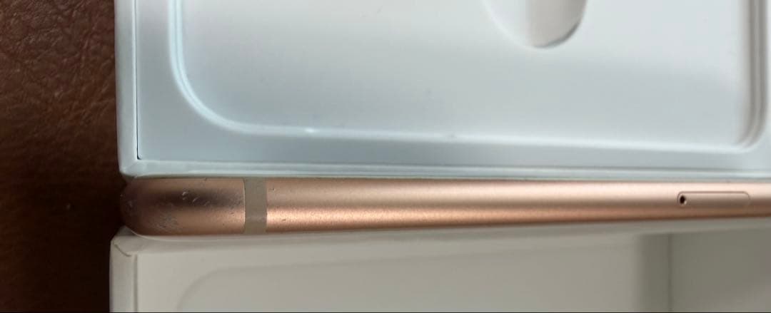 iphone8 64gb ゴールド