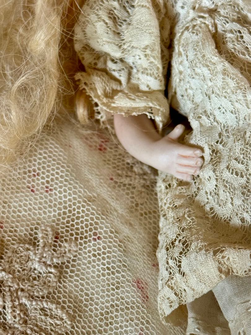 アンティーク　ミニョネット　ドール　リボン刺繍カルトナージュセット