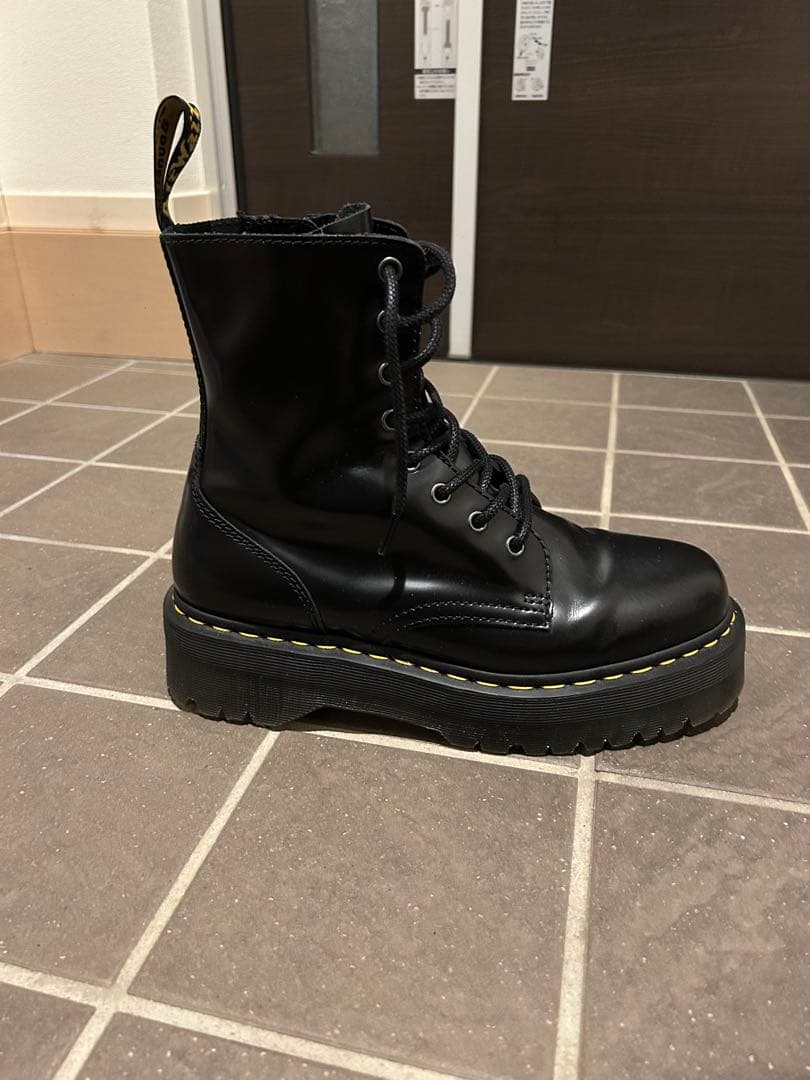 【極美品】Dr.Martens JADON 8ホールブーツ ドクターマーチン