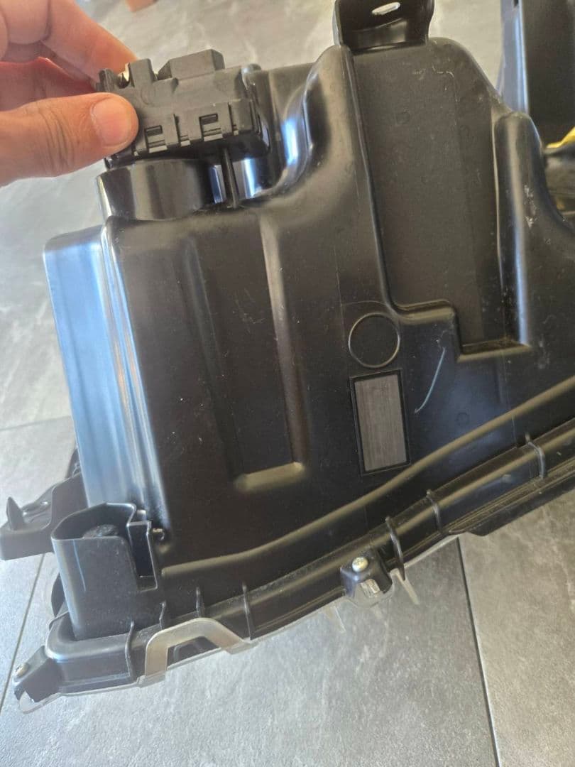 S403M　トヨタ　タウンエース　ヘッドライト