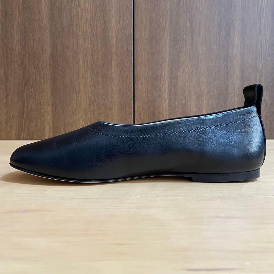 ✨新品未使用品✨定価2.4万　CORSO ROMA9 フラットパンプス　23.5