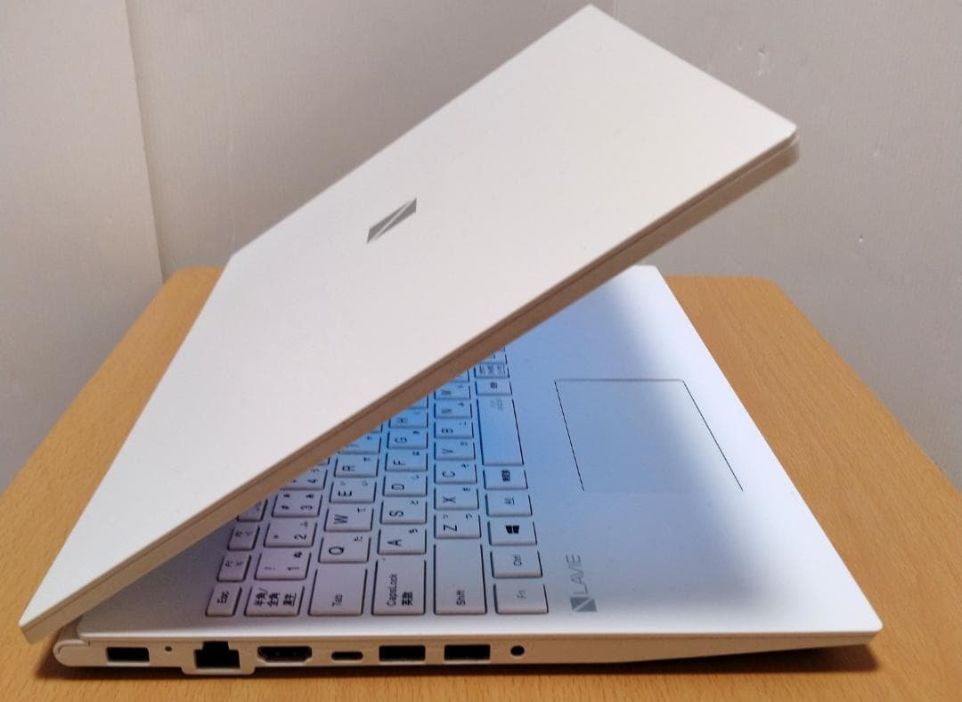 NEC Core i7-10510U/SSD500GBメモリ16GB/ブルーレイ