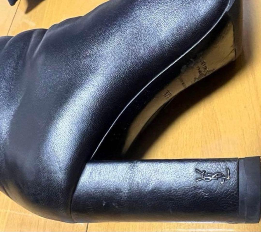 サンローラン　パリ　黒レザーブーツ 高ヒール