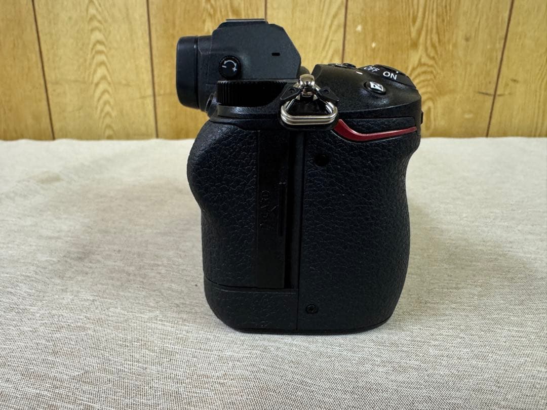 Nikon ニコン ミラーレス一眼カメラ　Z6Ⅱ