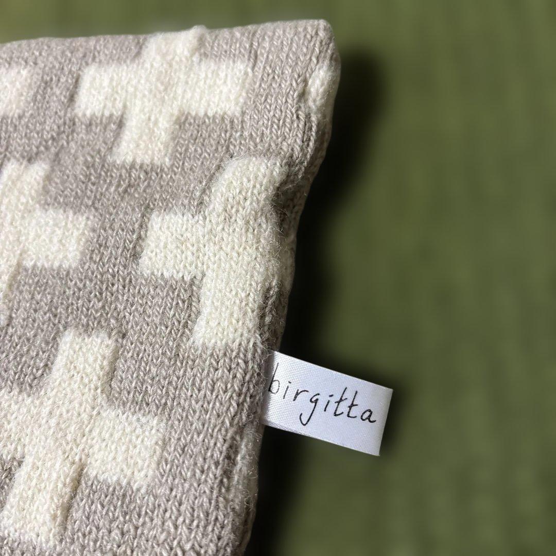 ビリギッタ　ラーゲルクヴィスト　北欧　クッションカバー　スウェーデン