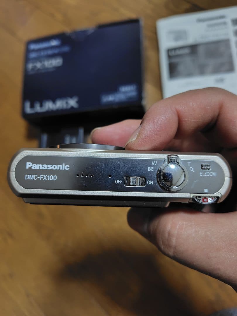 パナソニック PANASONIC LUMIX DMC-FX100-Nゴールド