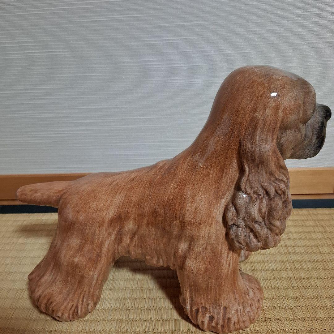 陶器製犬の置物