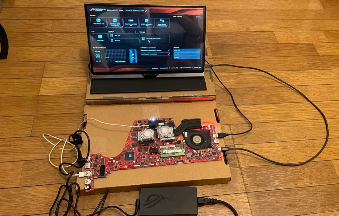 ASUS ZEPHYRUS GX501GI マザーボード修理アップグレードに使用