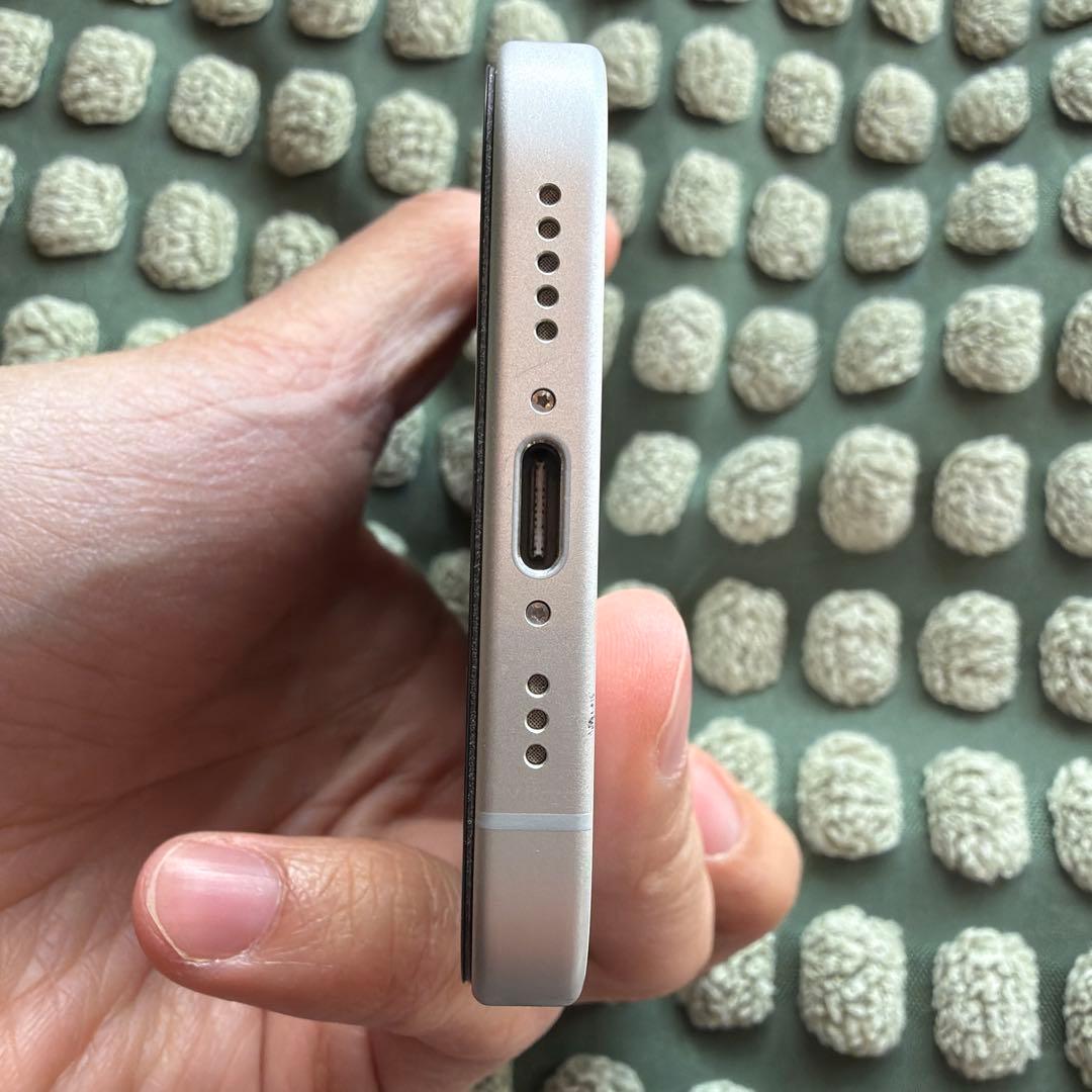 美品 Apple iPhone 16 512GB