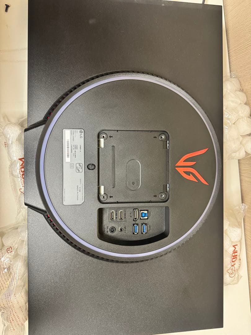 LG 27GN950-B ゲーミングモニター