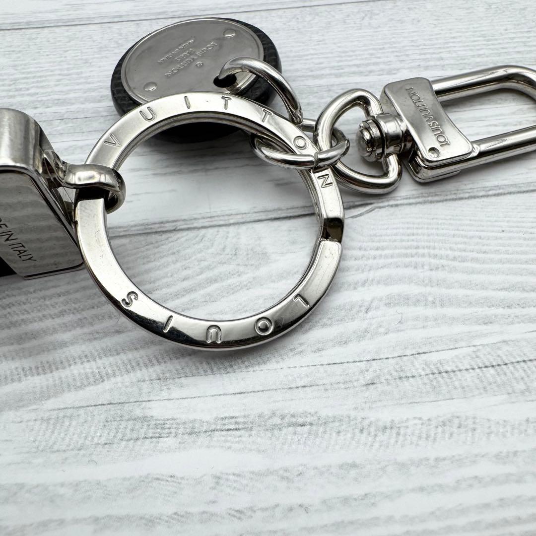 しみチョコ様　ルイヴィトン キーホルダー キーリング タイガ ネオＬＶクラブ