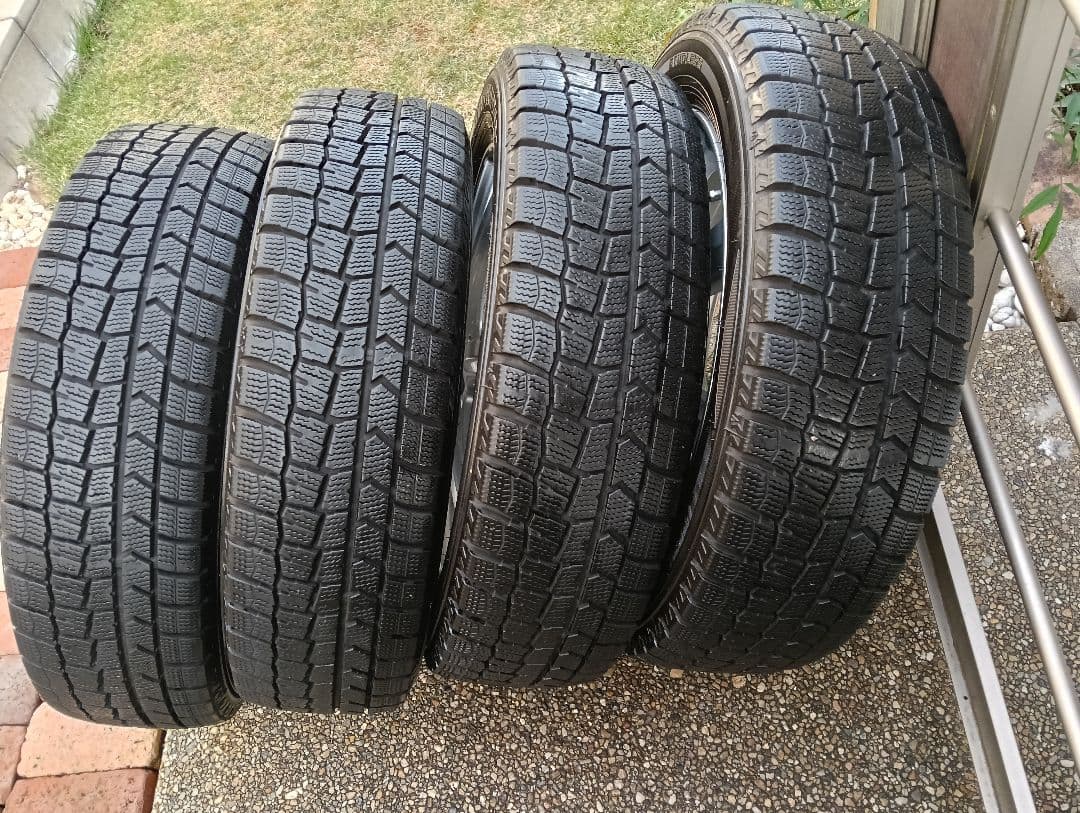 お急ぎの方オススメ！梱包済み！165/65R15スタッドレス＆ホイール4本セット