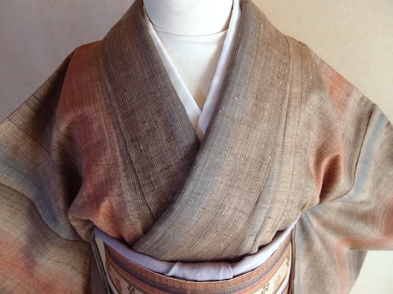 暈し織り紬着物（縦縞文）裄64,5 正絹美品