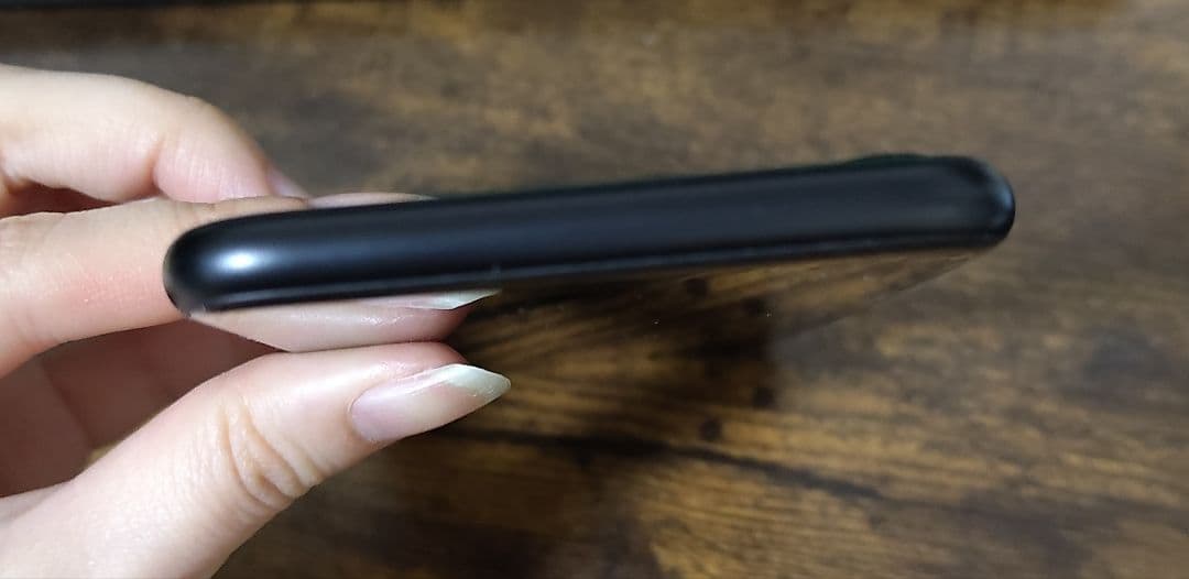 iPhone SE 第2世代 128GB ブラック SIMフリー 付属品完備