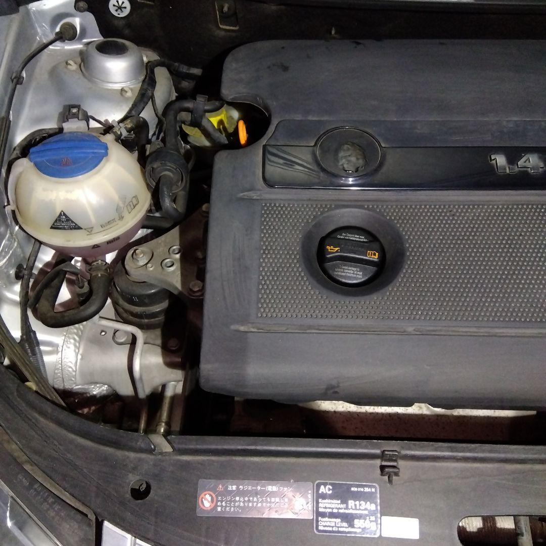 フォルクスワーゲン　ポロ　走行距離少なめ　ベース　低走行