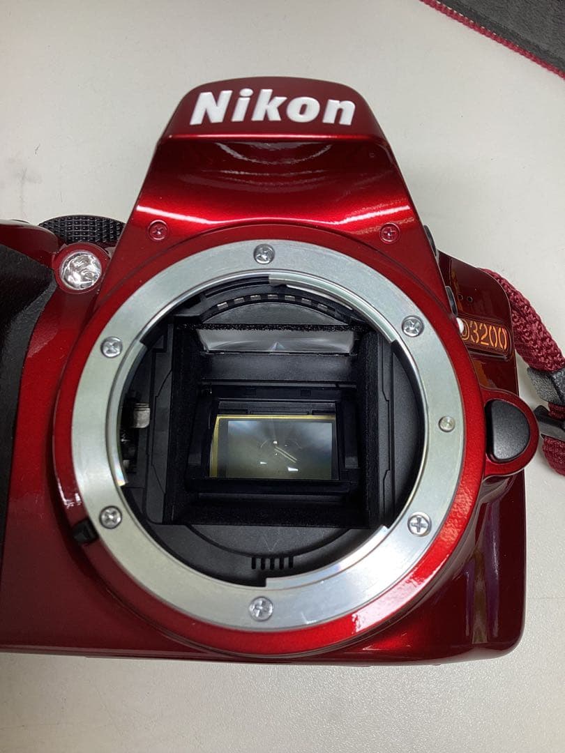 た*る様 Nikon D3200 デジタル一眼レフカメラ レッド　撮影可能
