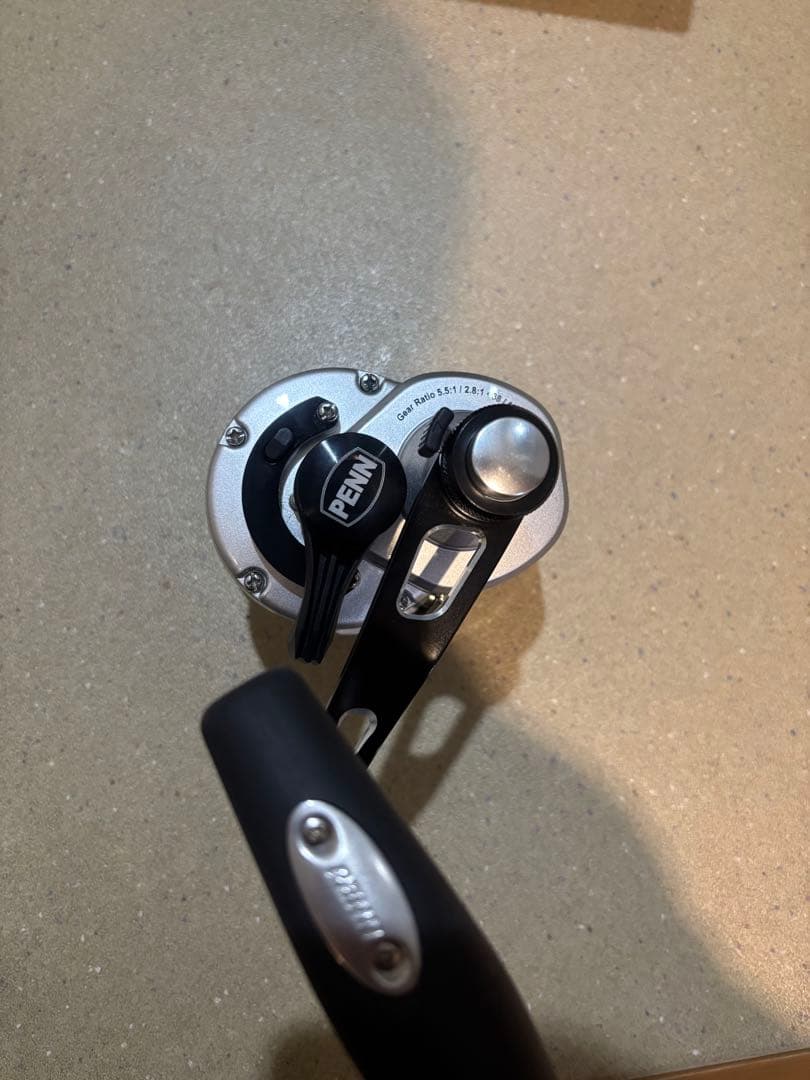 極美品 PENN FATHOM II 25NLD2 ペン ファゾム2 新品未使用