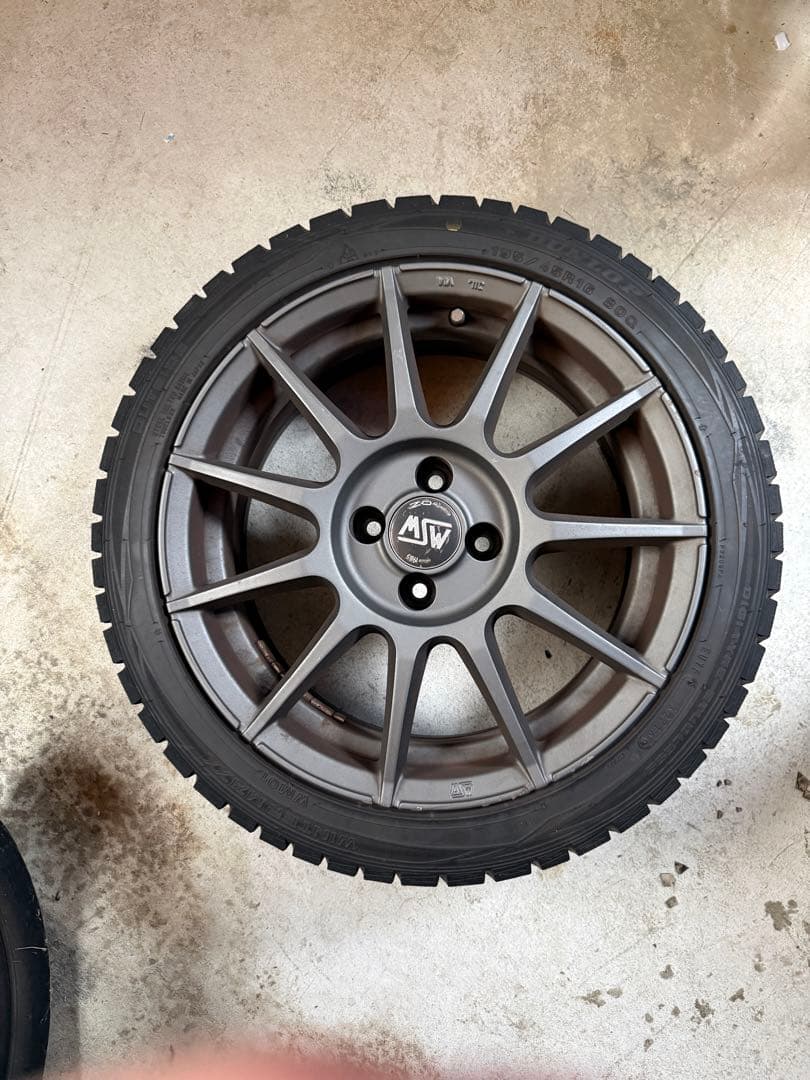 OZmsw16インチホイール アバルト595 、フィアット500