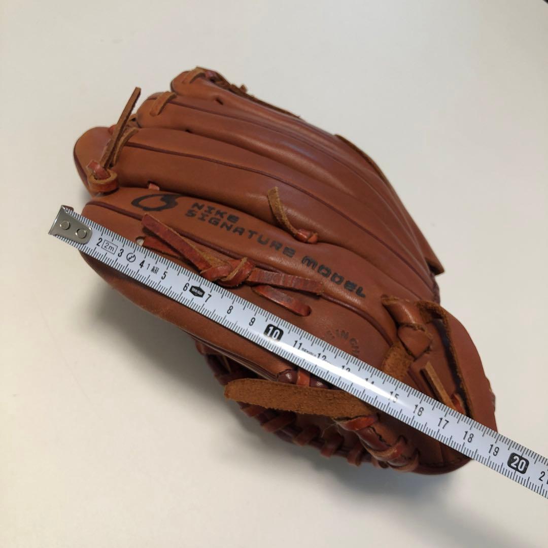 Nike グローブ　投手用　松坂モデル　少年軟式野球