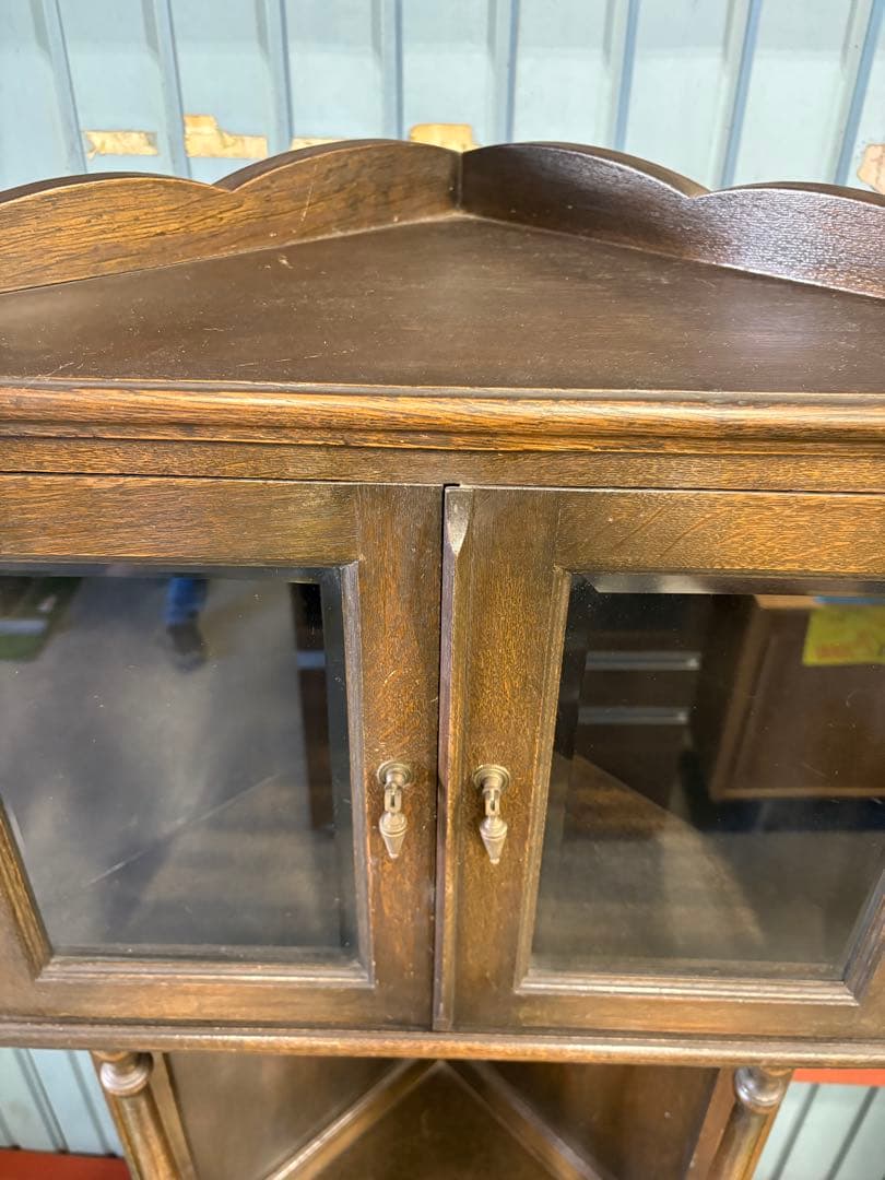 コーナーキャビネット　ヴィンテージ　アンティーク