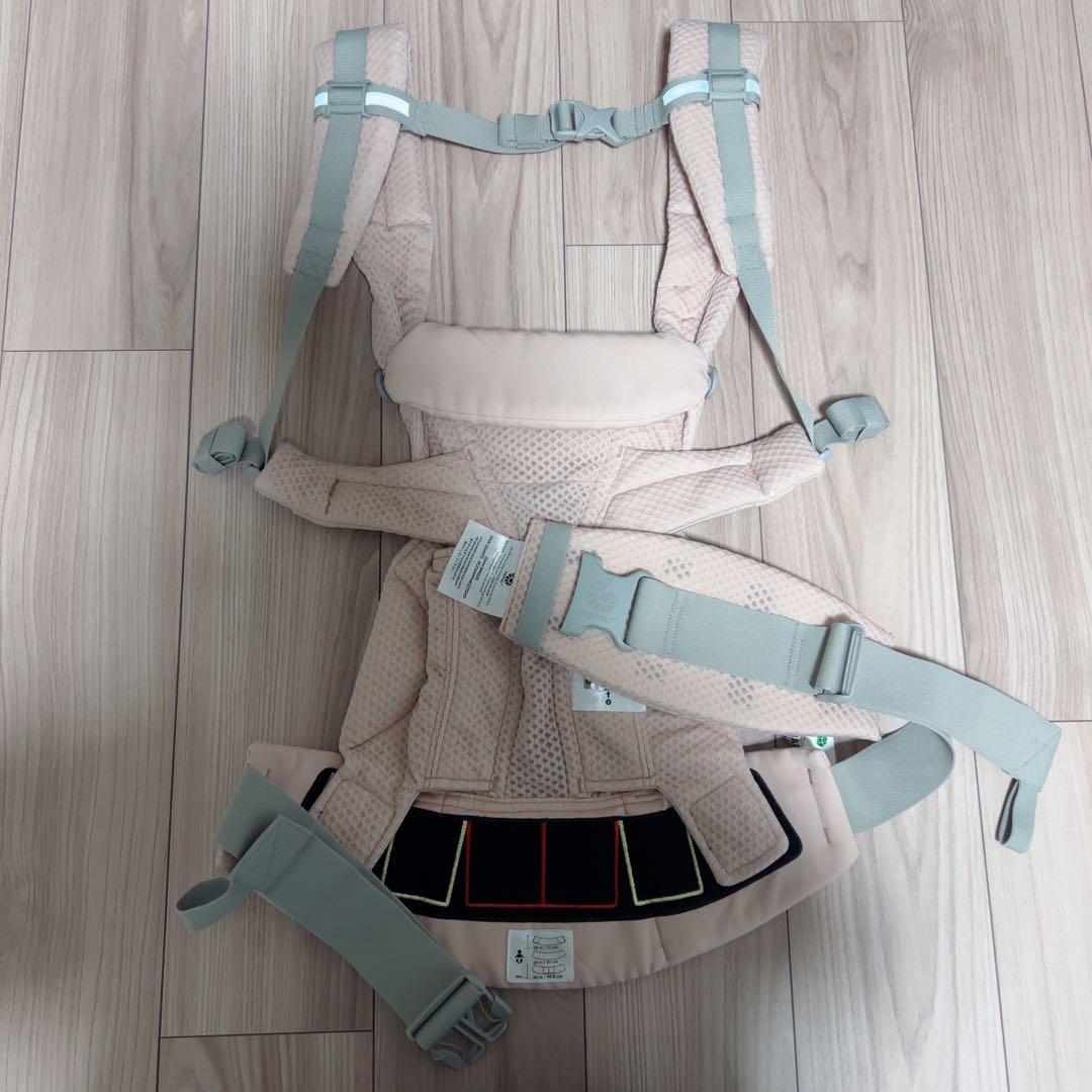 美品★即発送可！エルゴベビー 抱っこひも OMNI Breeze ピンククォーツ