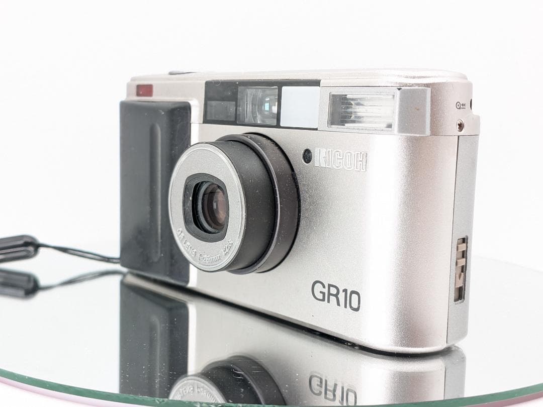 ❀動作〇❀RICOH フィルムカメラ GR10 シルバー