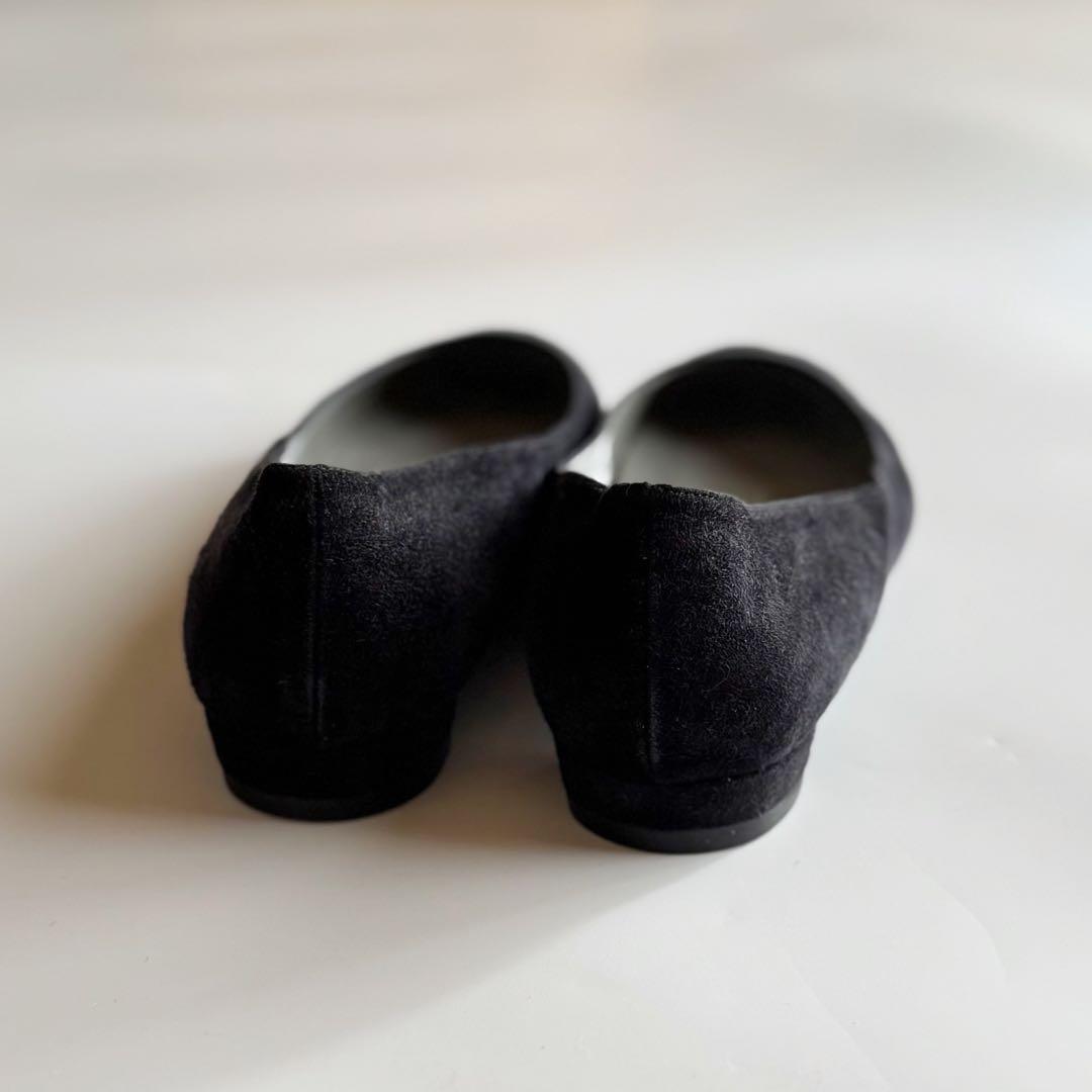 美品 裏張り済 セルジオロッシ スウェードフラット シューズ 黒 37 バレエ