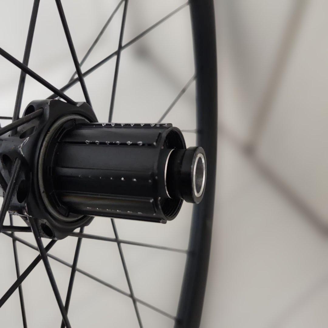 FULCRUM　AIRBEAT 400DB