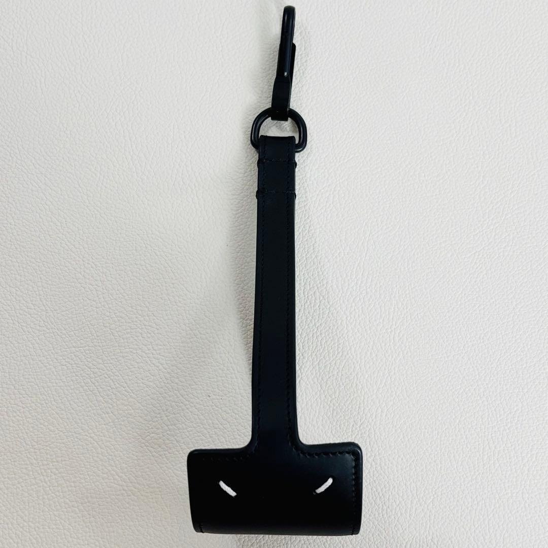 1786【未使用品】メゾンマルジェラ ハンドストラップ ステッチ レザー