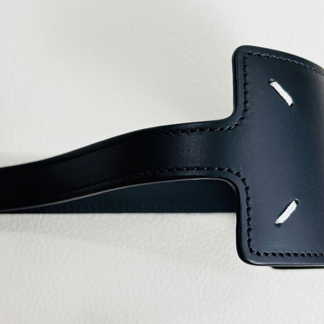 1786【未使用品】メゾンマルジェラ ハンドストラップ ステッチ レザー