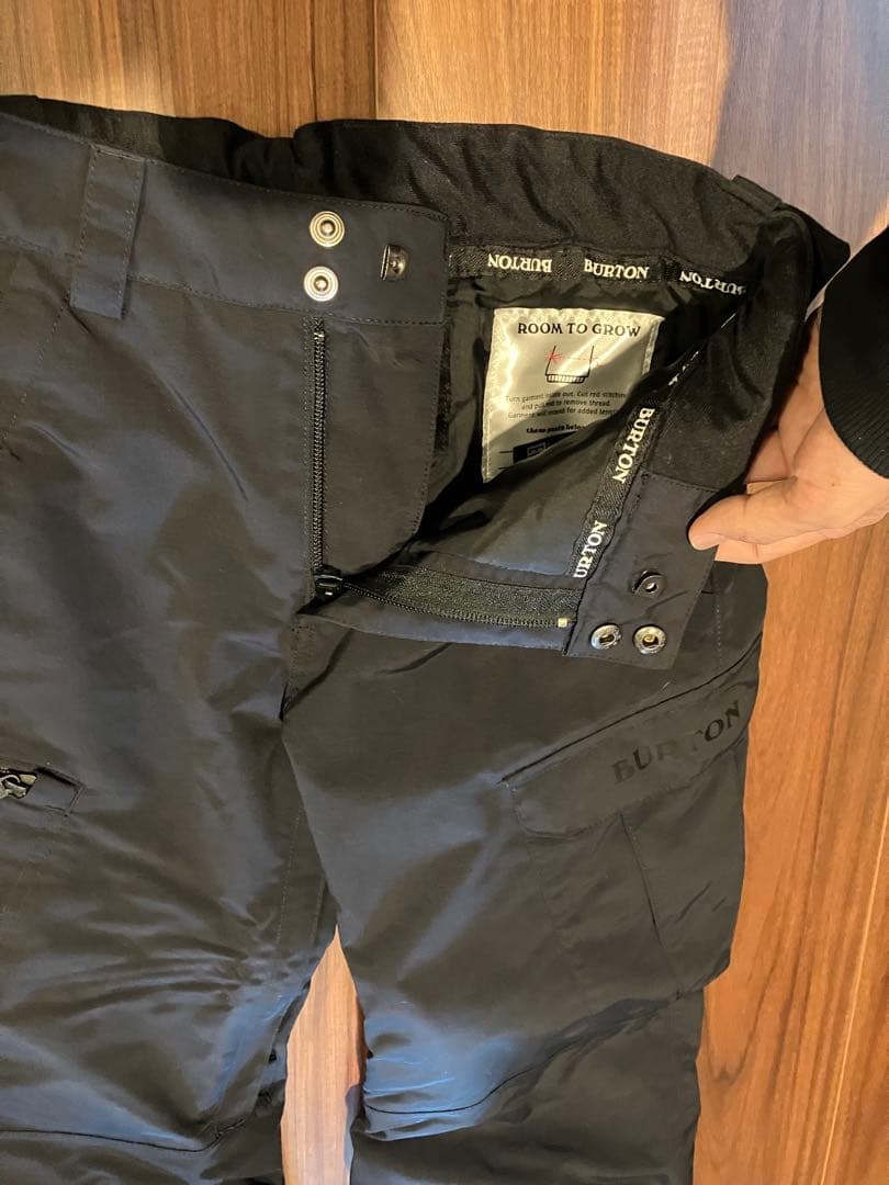 Burton 子ども用スノーボードパンツ Room to Grow 140 黒M