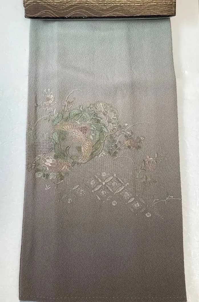 未使用 長期保存品 精緻な汕頭刺繍 上質正絹縮緬 訪問着 秀逸染めグラデーション