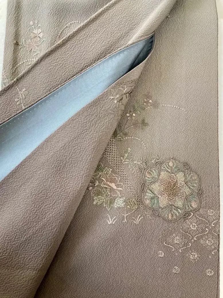 未使用 長期保存品 精緻な汕頭刺繍 上質正絹縮緬 訪問着 秀逸染めグラデーション