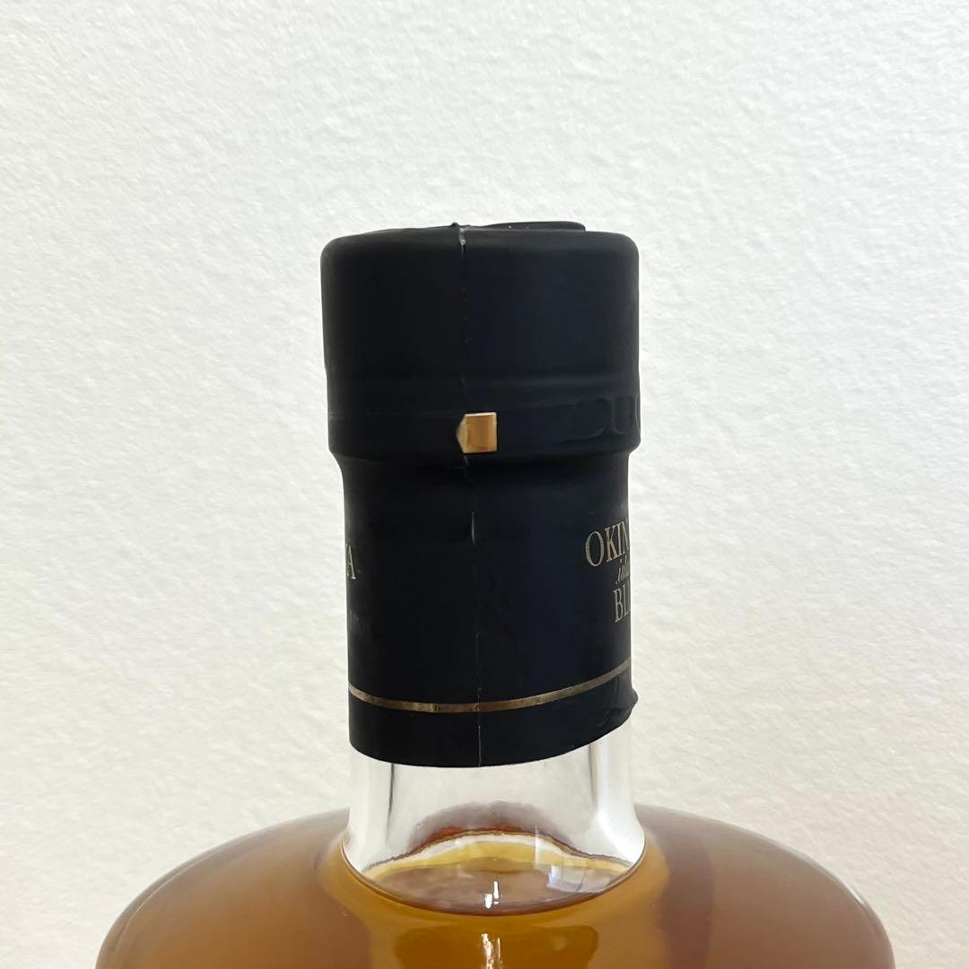 沖縄ブルー ウイスキー 8年 40度 700ml  BLUE