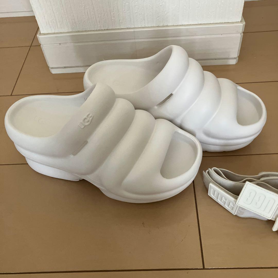 【新品未使用】UGG アーイヤーaww yeah サンダルホワイト厚底