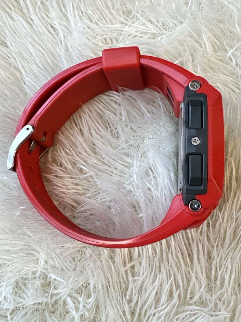 美品 生産終了 人気モデル G-SHOCK G-8100 レッド 廃盤品