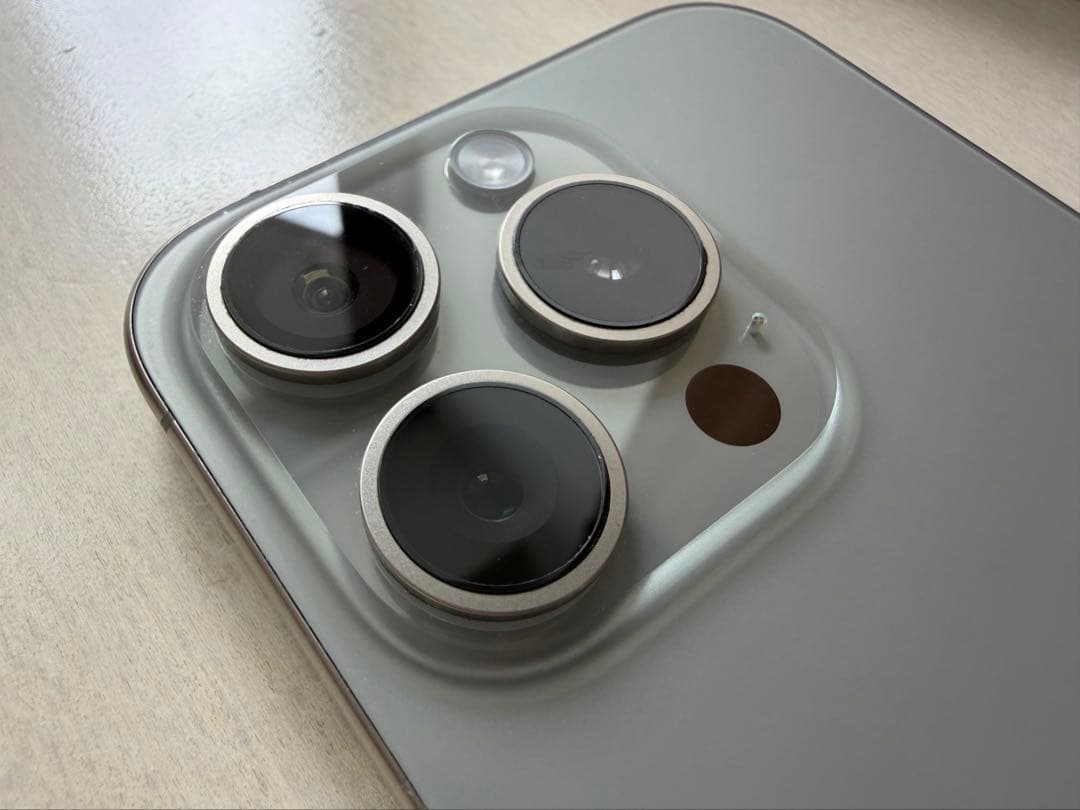 iPhone15pro 128GB【美品】