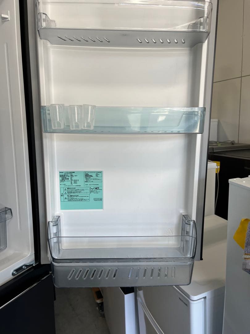 女性オーナー美品！！Haier ハイアール　冷蔵庫 JR-CV34A ブラックT