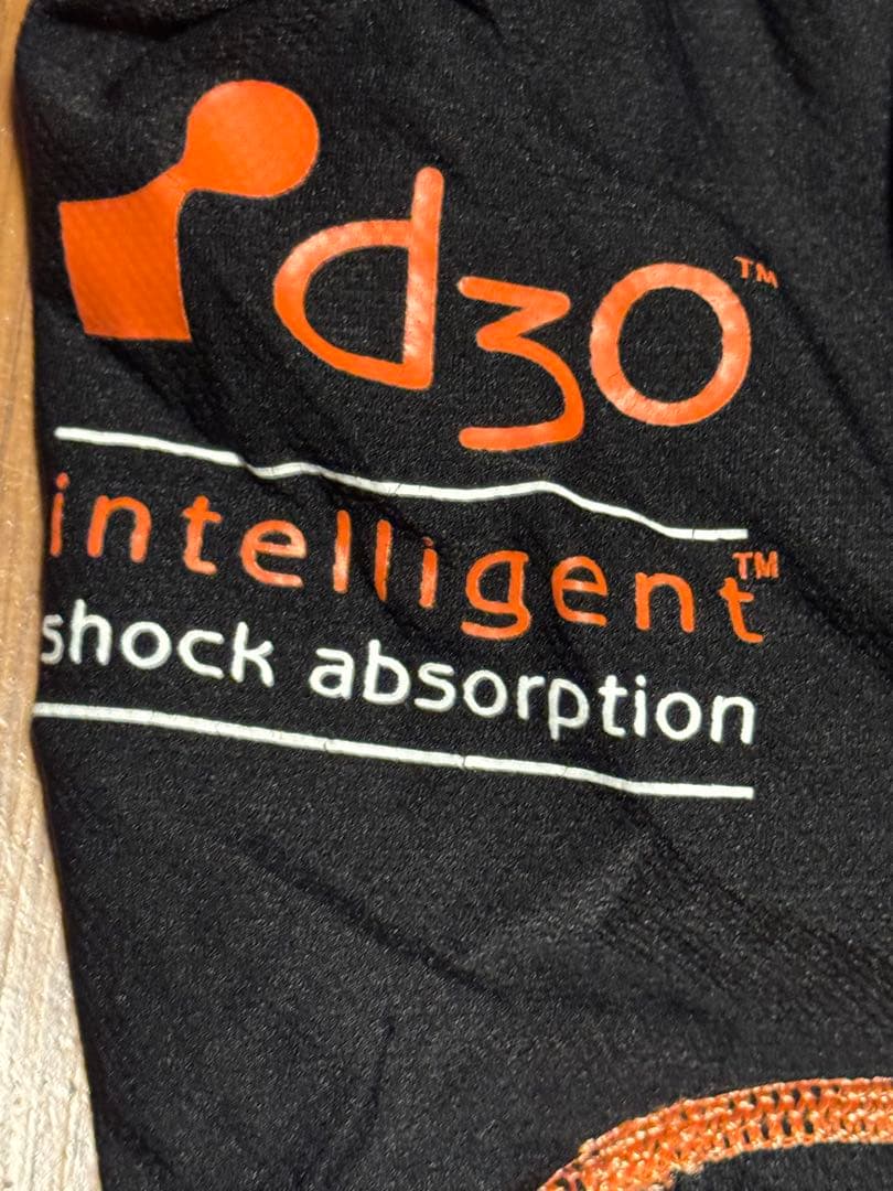 鎧武者　インナープロテクター　サイズM ロングパンツ