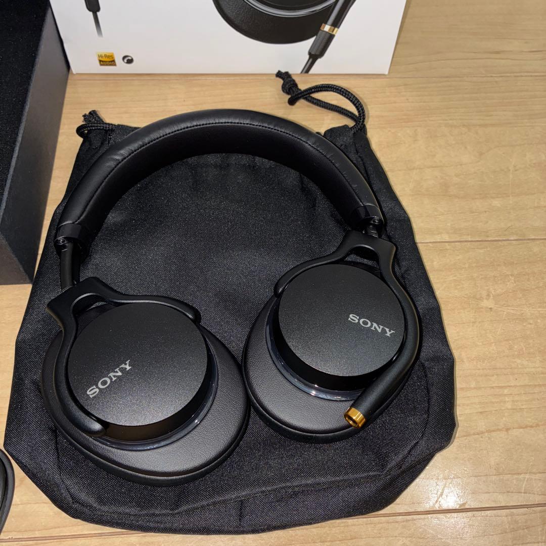 SONY　MDR-1AM2　美品　動作確認済み　外箱付き　ブラック