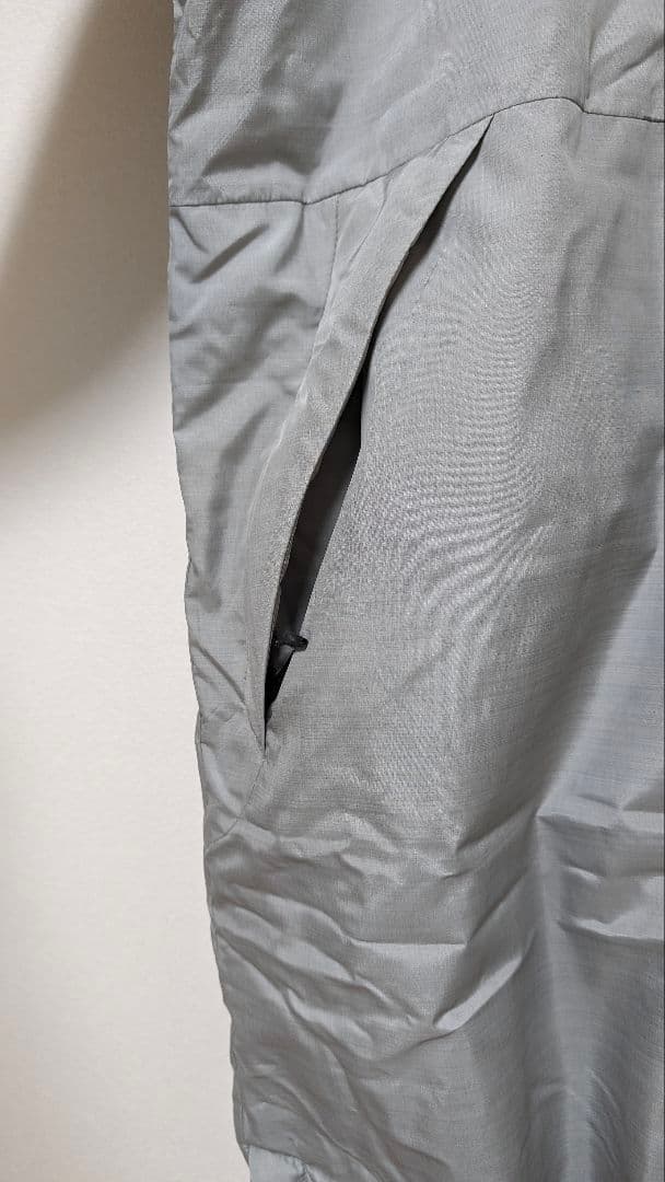 アディダス adidas ライト インサレーテッドコート ベンチコート グレー