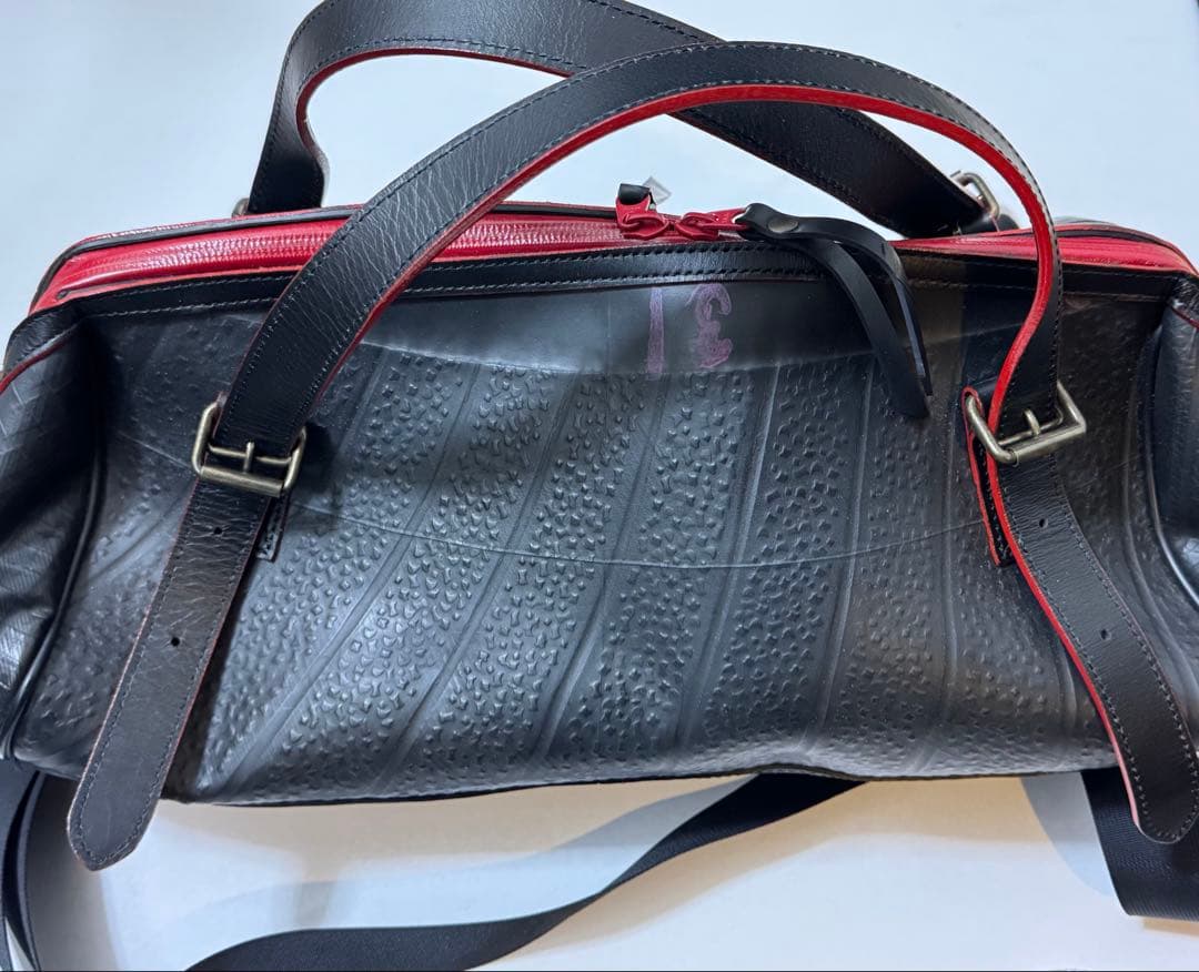 SEAL ボストンバッグ タイヤ レッド防水モデル おまけ ショルダーパッド