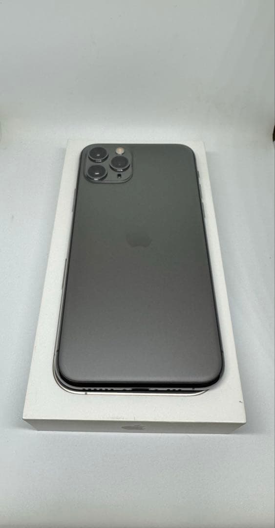 【アイヌン】iPhone 11pro 13pro