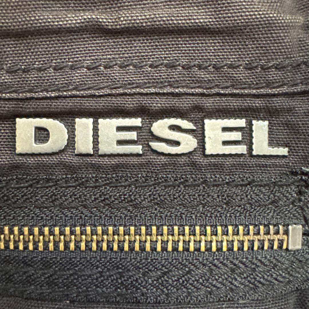 DIESEL ハンドバック トートバック　 メタルロゴ　黒