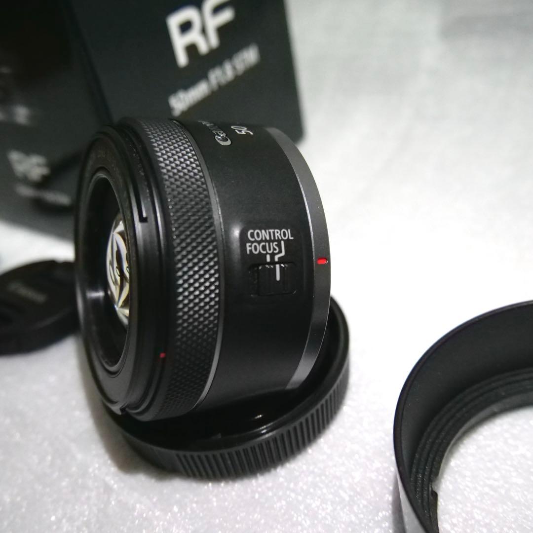 Canon RF50mm f/1.8 STM レンズ