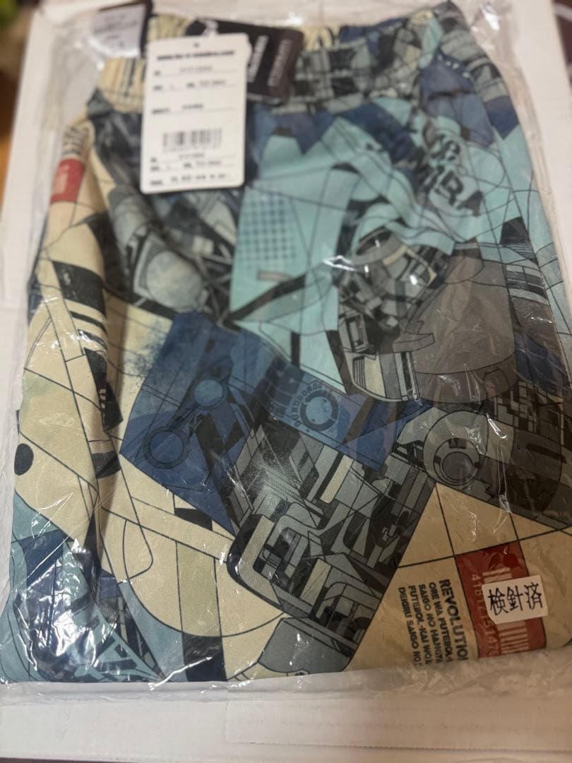 希少　新品未開封　LUZeSOMBRA限定パンツLサイズ