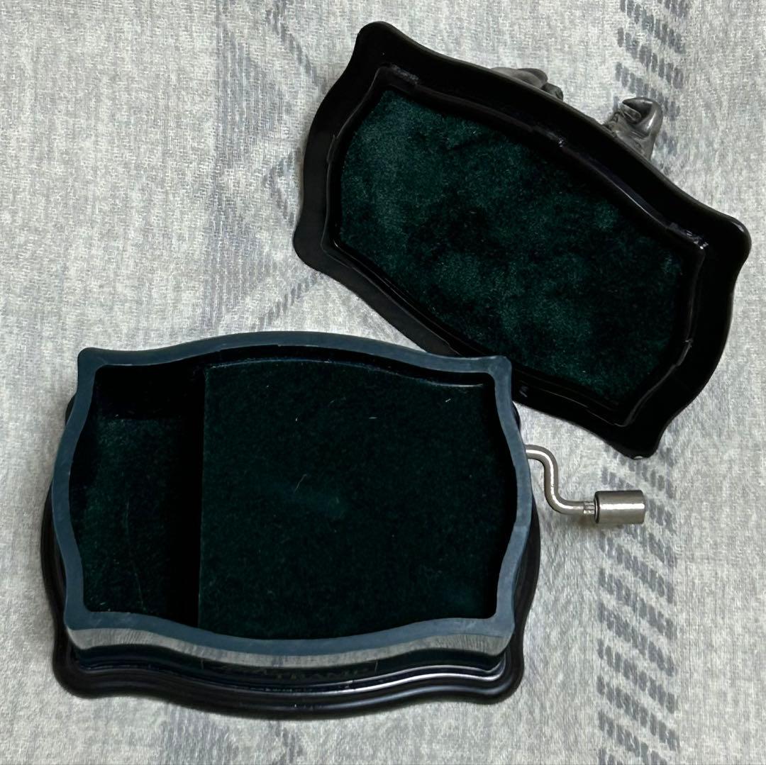 Disney　わんわん物語　レディ＆トランプ　オルゴール　小物入れ　ララルー