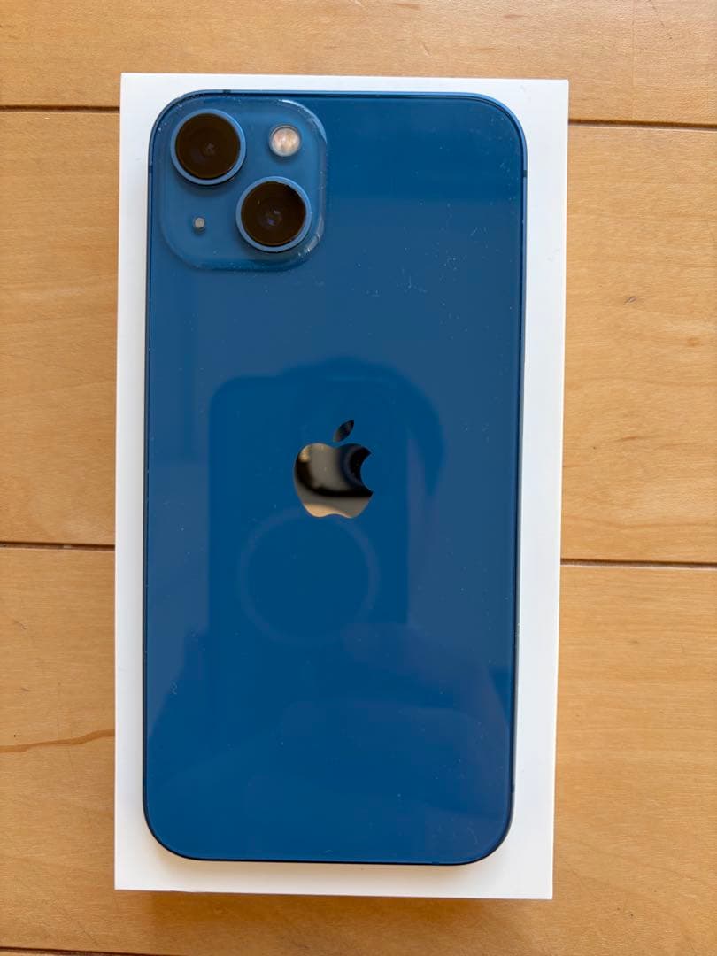 Apple iPhone 13 ブルー